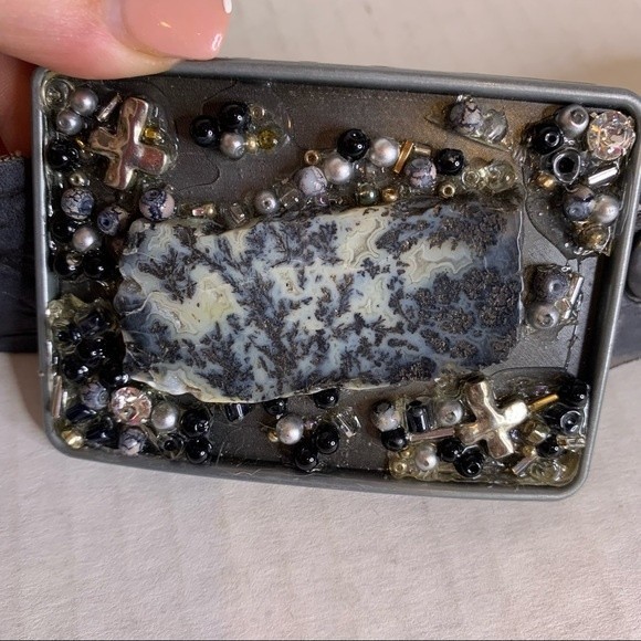 Black Leather Engraved Belt with Black and Gray Stone Buckle size 38 - Picture 2 of 4